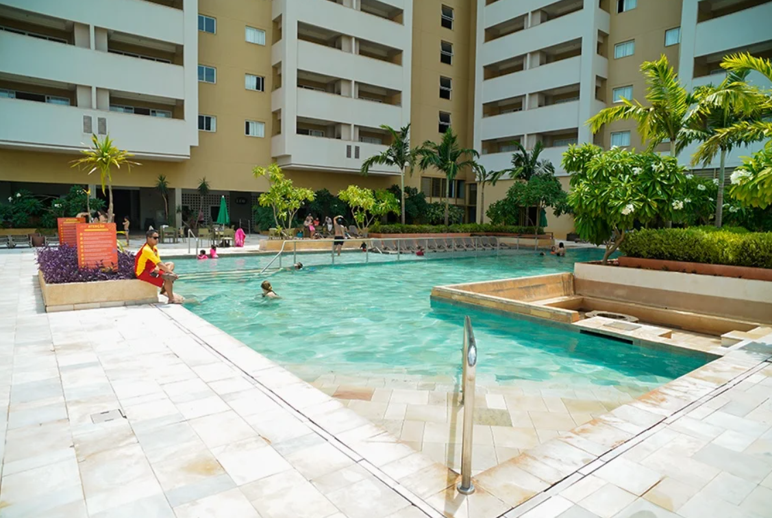 Hot Beach Suites
